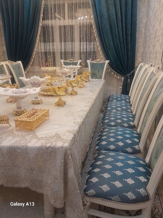 Stol stul sotiliyapti 12 kishilik