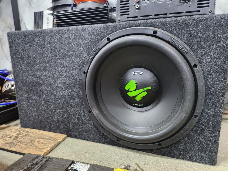 Сабвуфер срочно