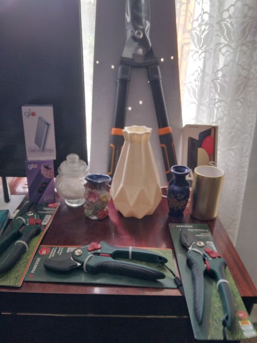 Lot de 4 vaze pentru flori ieftin la 70 de lei toate