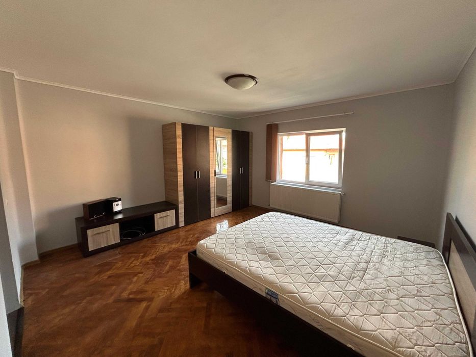 Apartament 2 de închiriat la casă, 2 camere, 70 mp, curte comună, zona Lidl, Sighișoara