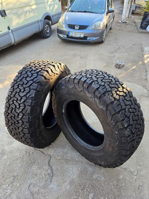 Гуми BF-Goodrich All-terrain 285/70 R17 2бр.