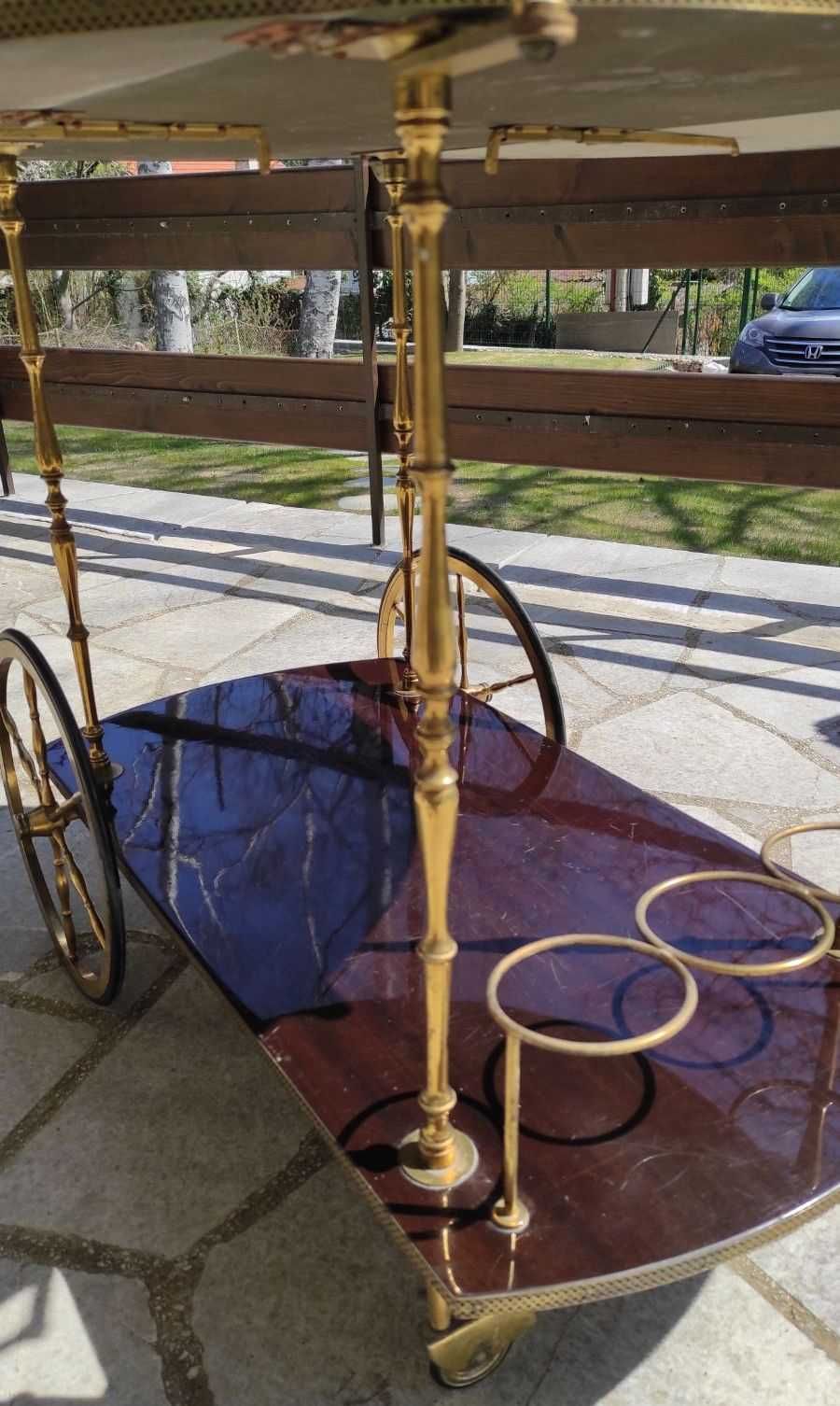 Помощна масичка за сервиране гр. София Център • OLX.bg