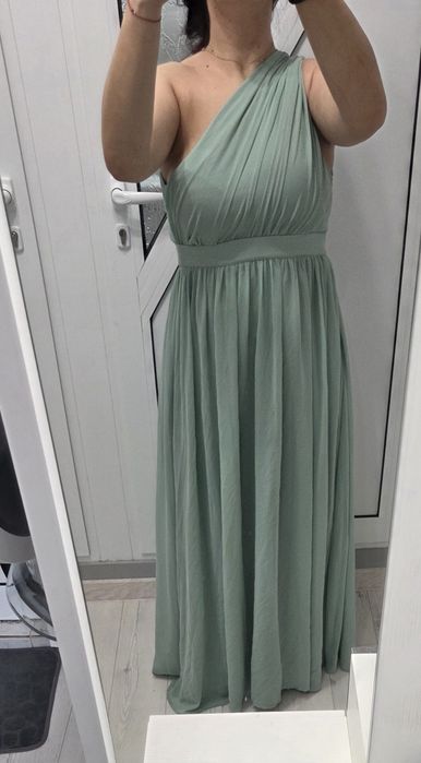 Рокля с едно рамо