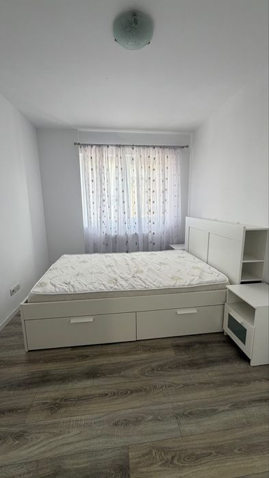 Apartament cu 3 camere