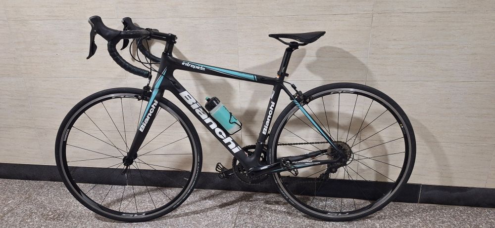 Продам карбоновый шоссейник Bianchi