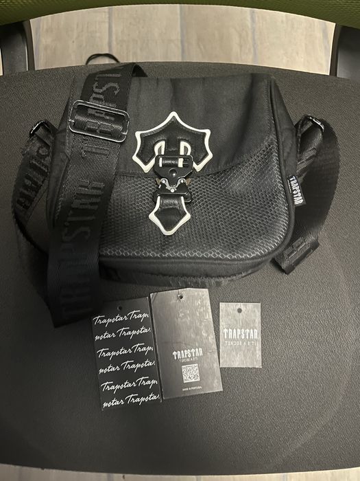 Чанта Trapstar .