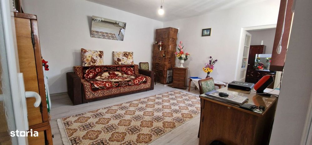 Casa 3 camere constructie la sol zona Lac.