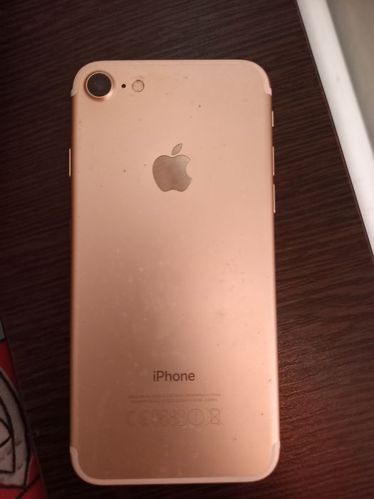 Айфон 7, в рабочем состояний,  айклауд пароль есть