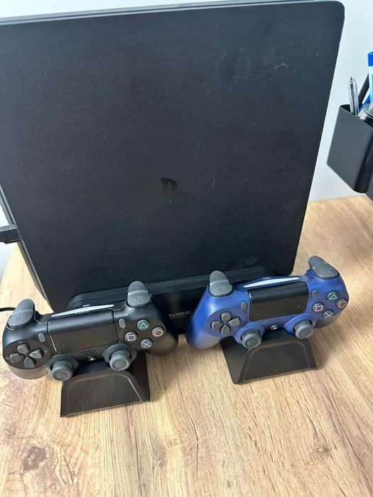 PlayStation 4 slim 1 tr