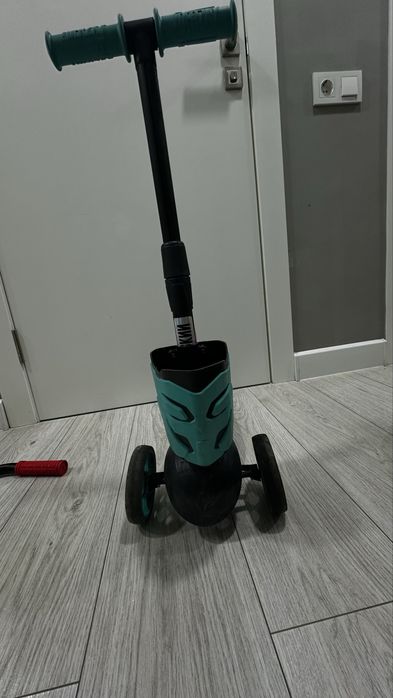 Продам самокат в отличном состоянии