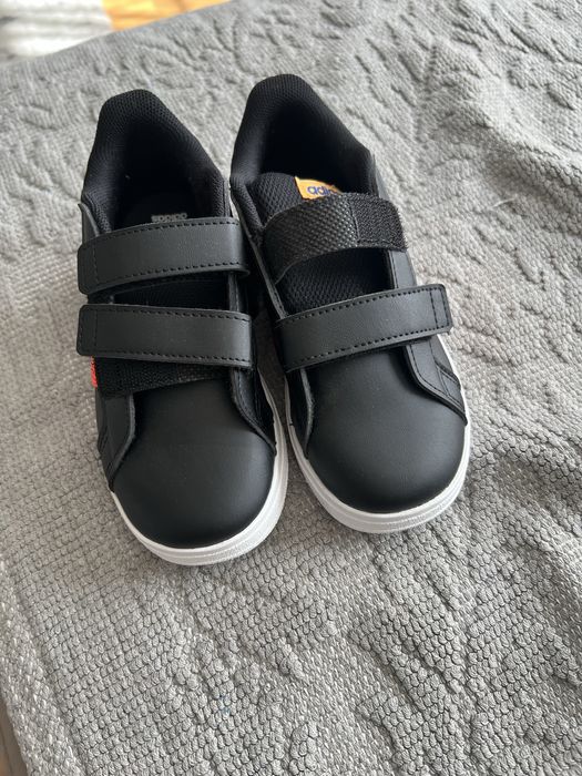 Кроссовки детские