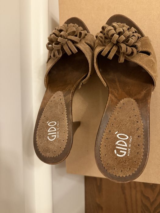 Papuci cu talpa din lemn - Gido - marimea 35 - noi