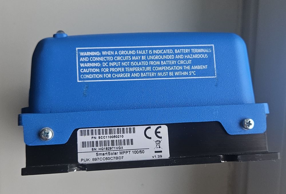 Контролер Victron 100/50