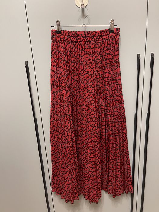 Юбки, платья, кофточки