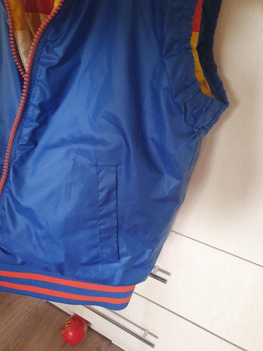 Безрукавка цветная