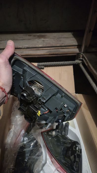 Американски (червени) задни светлини за BMW F30