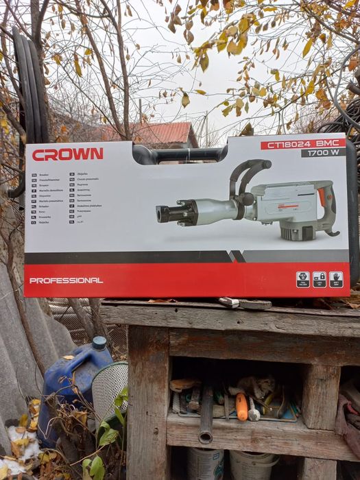 Продам отбойный новый