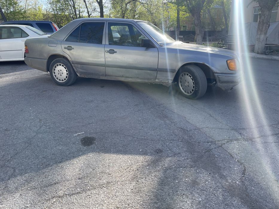 продам mercedes w124 e260