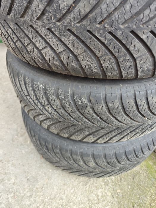 Vând 4 buc All Season 205 60 16, M+S