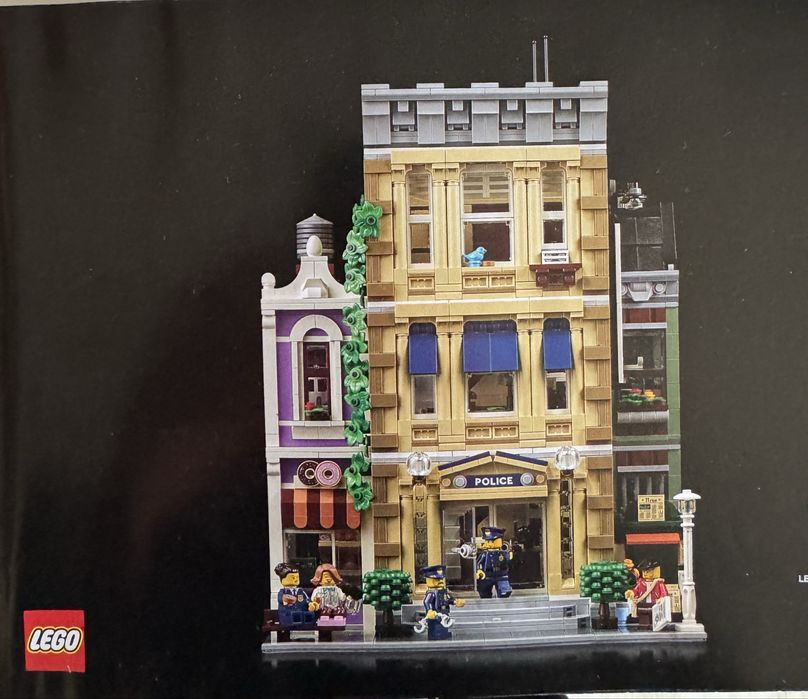 LEGO Creator Expert - Police Station 10278 [Original] [Complet]