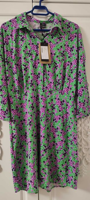 Rochie nouă cu etichetă, talia M