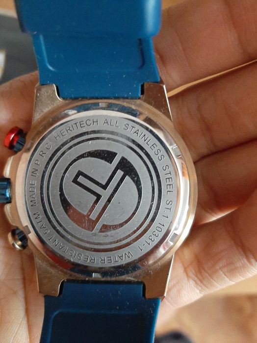Часы кварцевые Sergio Tacchini