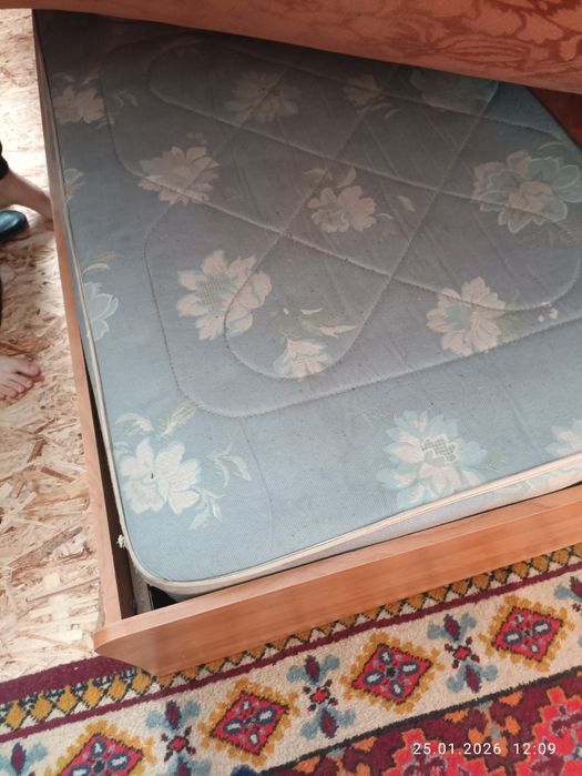 Продаю кровать двуспальная