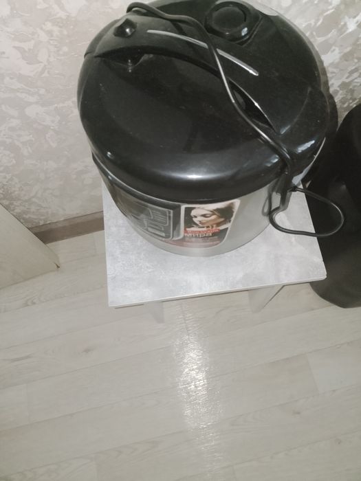 Продается мультиварка