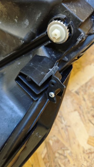 Ляв фар за Тойота Камри 2023 г Toyota Camry 2023 V7