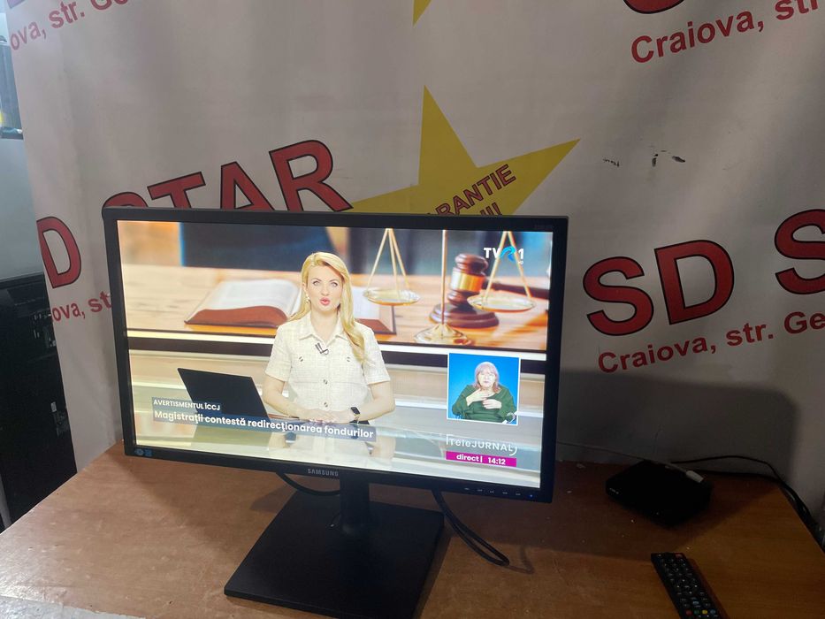 Monitor LED Full HD,  Samsung S24E450 /62 cm HDMI, USB Garantie 2 ani