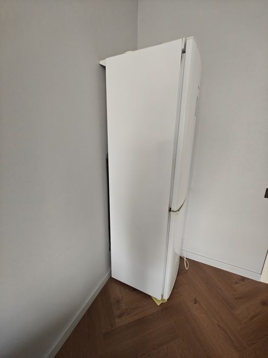 Холодильник бу Pozis