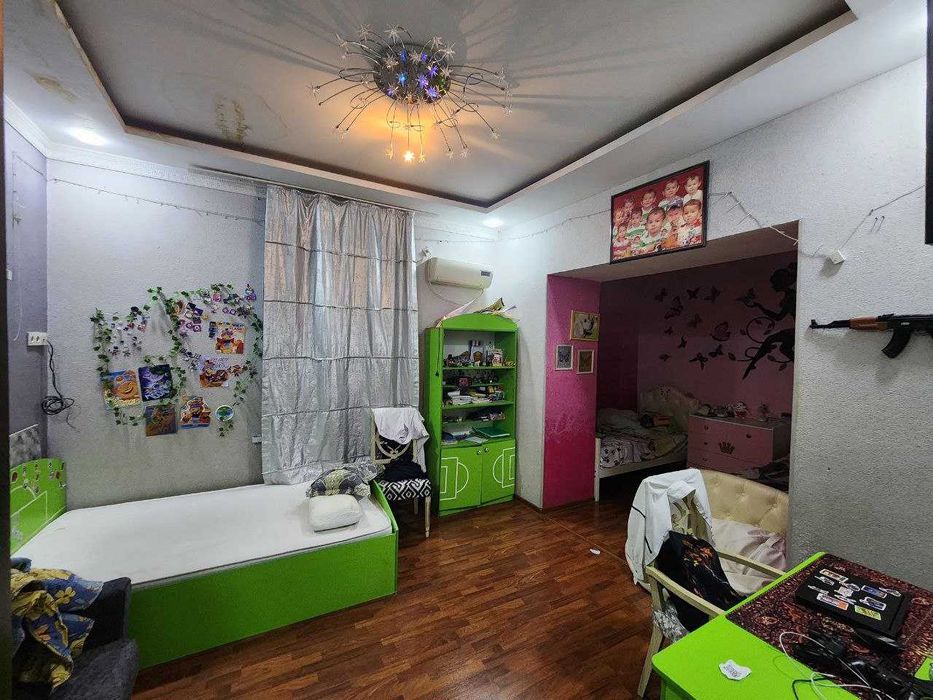 Продается дом 6,7 сот кинотеатр Казахстан с бассеином