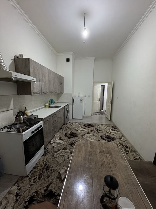 Kvartira ijaraga qizlarga beriladi bez makler sheriklikka