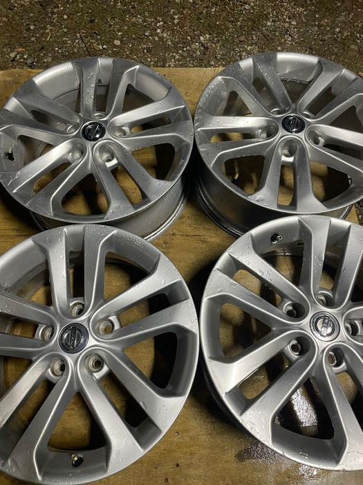 Срочно продам шикарные диски  в идеале.,