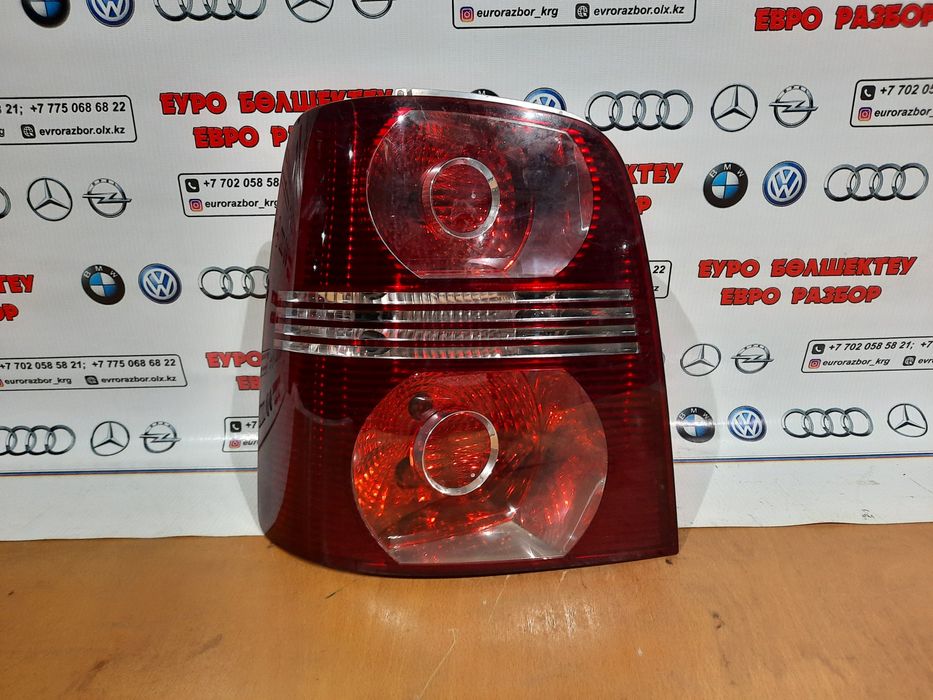 Фонарь левый VW Tуран
