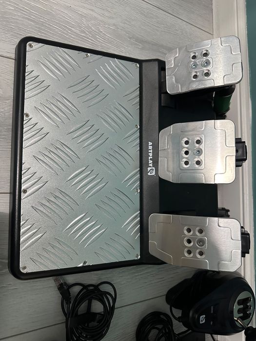 Продам игровой комьпютер и руль
