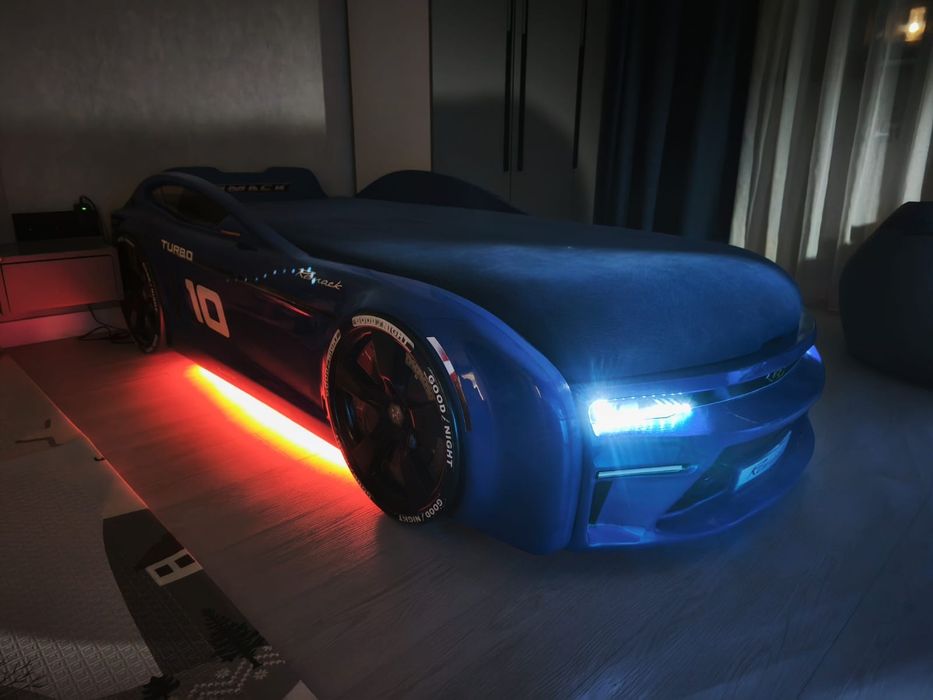 Кровать машина подростковая