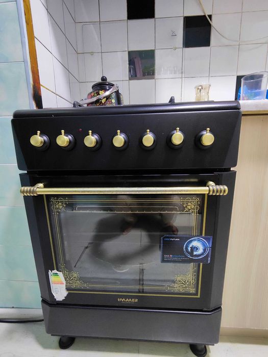 Газплита ва вытежка