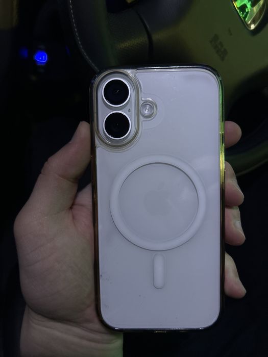 Продам iPhone 17