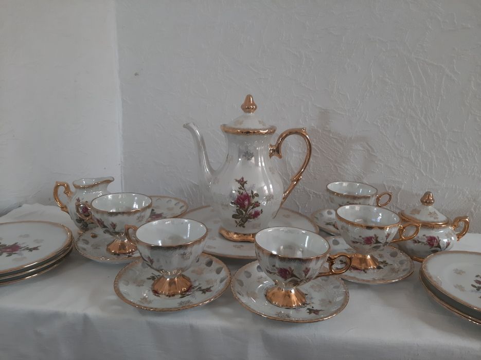 Чайный- кофейный сервиз