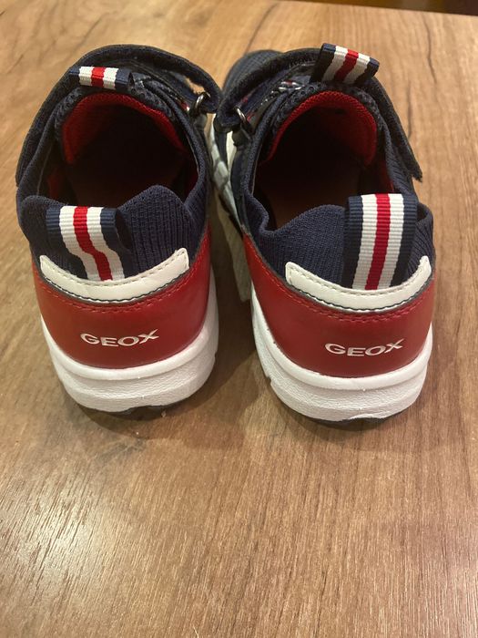 Pantofi băieți Geox Respira 37 stare excelentă
