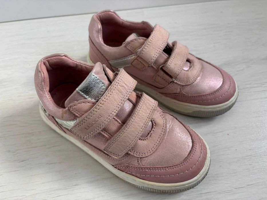 Детски кожени обувки за момиче в размери 26, 27 и 28