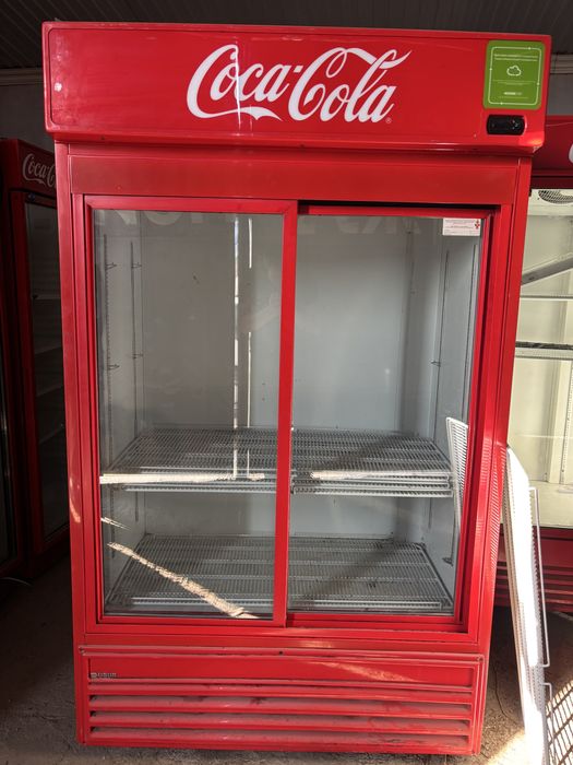 Витринный холодильник