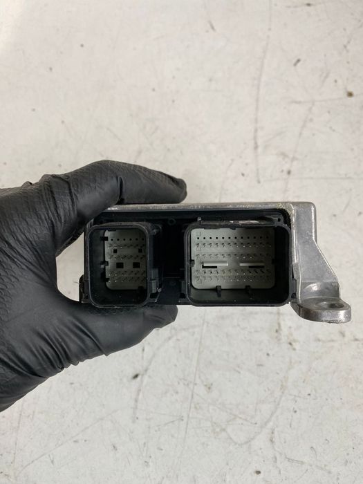 Calculator airbag VOLVO V40 31387292