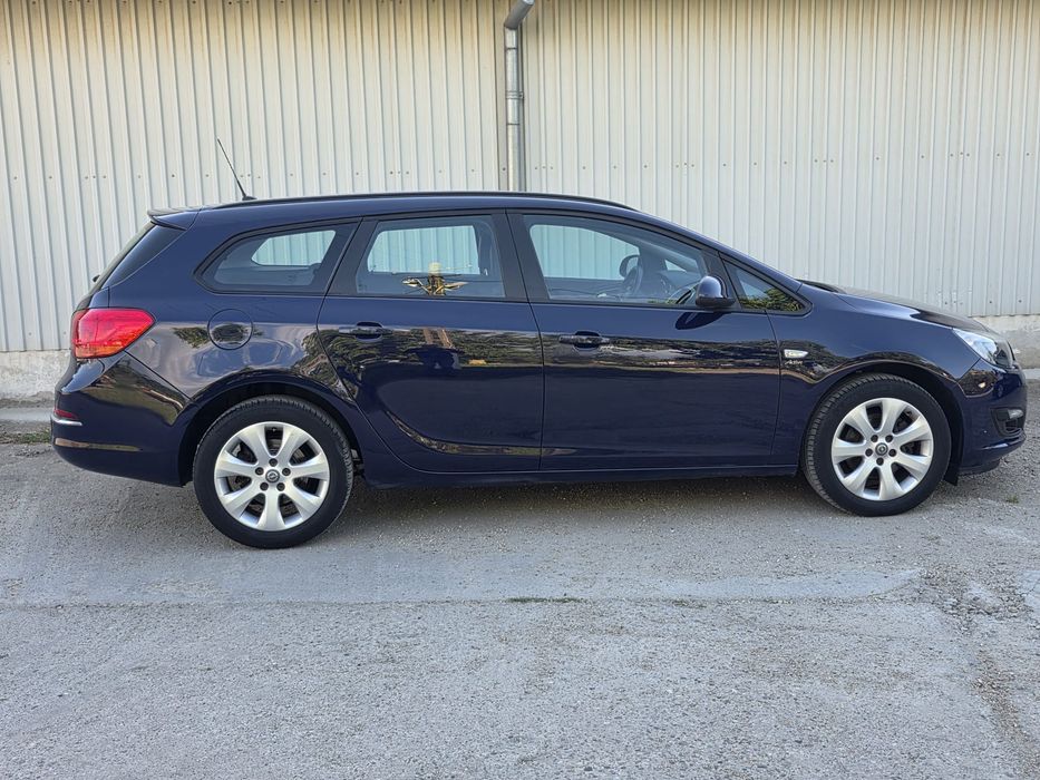 Opel astra j active  17cdti