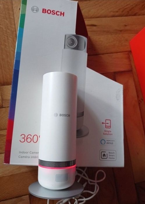Camera Smart Bosch 

Se vinde ca defect (nu iese din baza) pentru cine