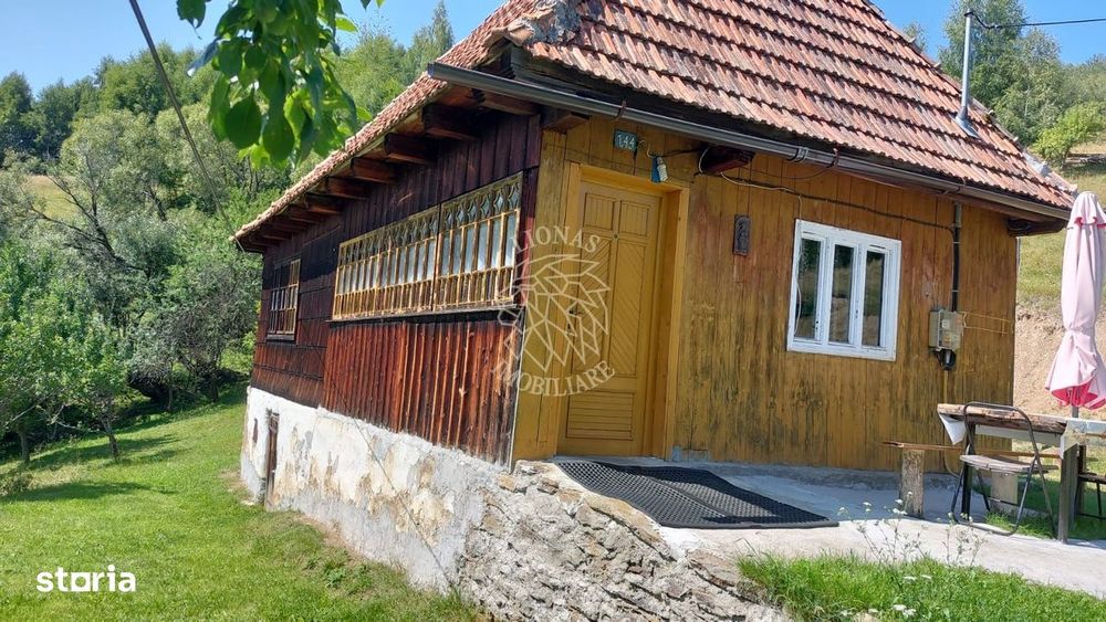COMISION 0 Teren intravilan 4330 mp cu casa și anexe Rachitele Cluj