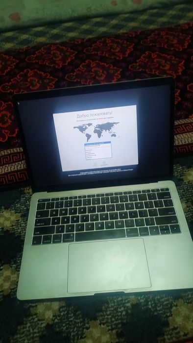 Ноутбук MacBook pro торг есть