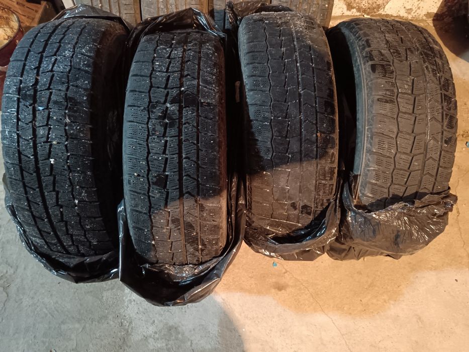 Продам шины всесезонка