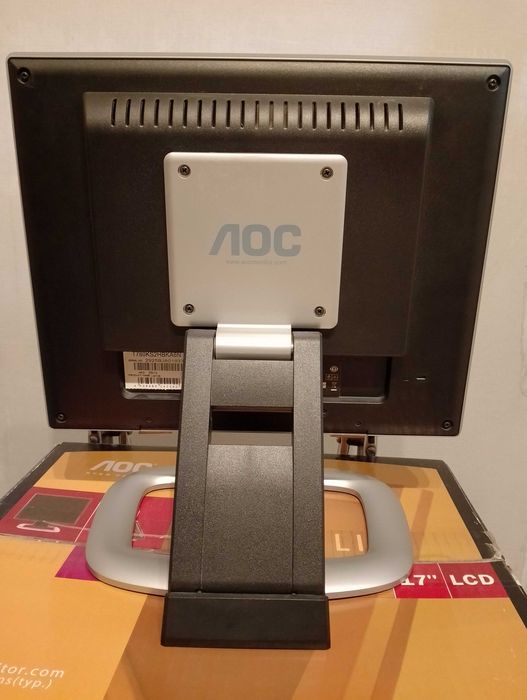 LCD монитор "AOC"